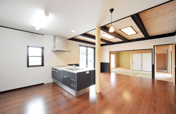 間仕切りの設置やテレワーク向けのお部屋へのリフォームなど間取り変更にも対応 | 鈴鹿でリフォームならツツミ考房